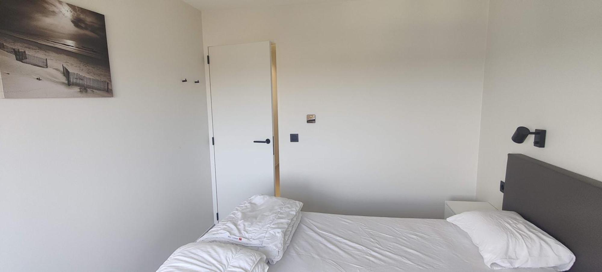Recent Vernieuwd Appartement Met Zeezicht En Een Gratis Parkeerplaats Коксейде Экстерьер фото