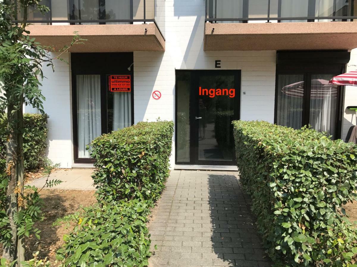Recent Vernieuwd Appartement Met Zeezicht En Een Gratis Parkeerplaats Коксейде Экстерьер фото